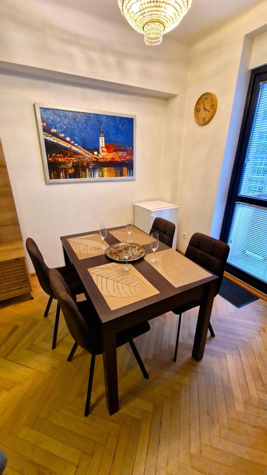 3 Room City Center Apartment By Bratislavatrip Ngoại thất bức ảnh